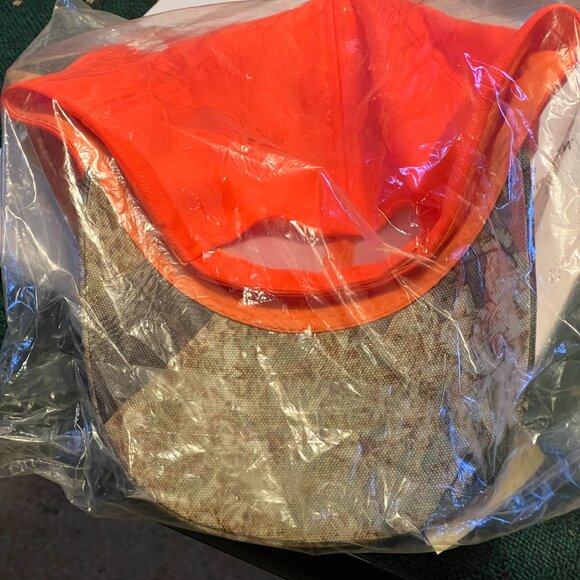 Casual outfitters orange and brown cam cap. - Picture 3 of 3